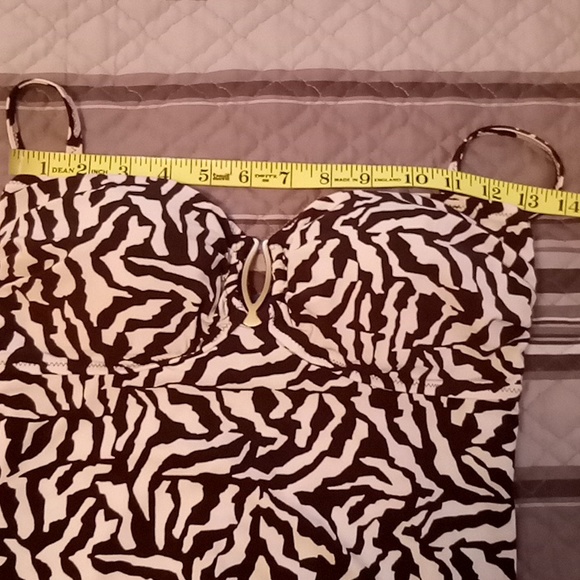 Lands' End Brown & White Zebra Print One Piece Swimsuit-🆕 - Picture 8 of 12
